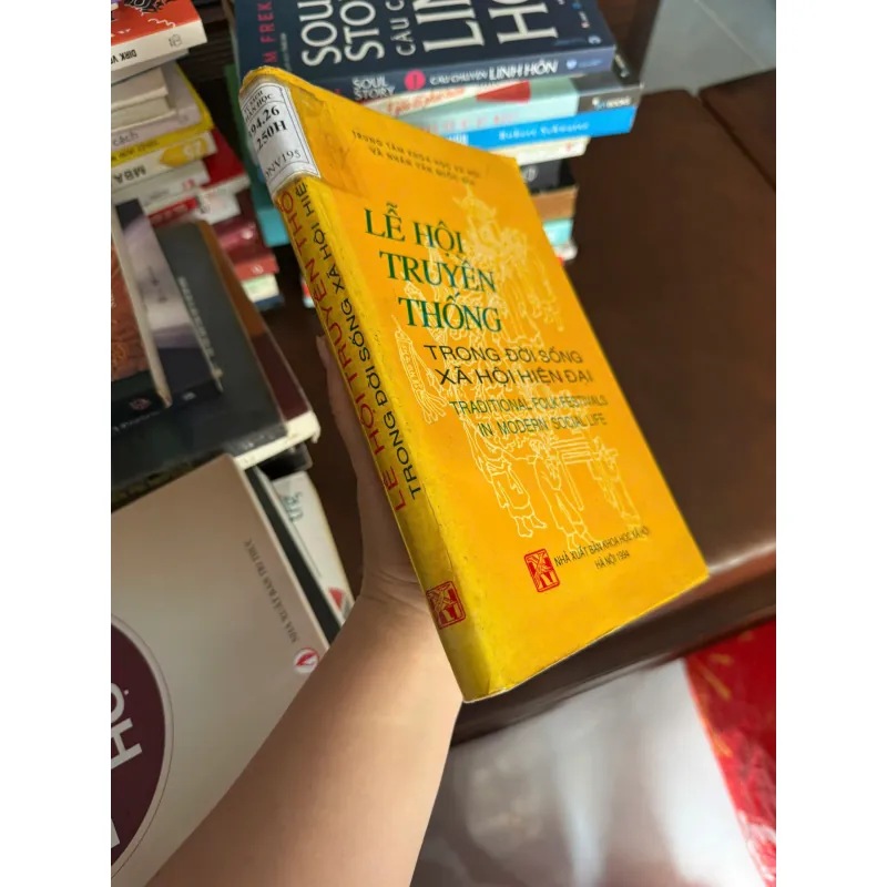 Lễ Hội Truyền Thống Trong Đời Sống Xã Hội Hiện Đại (1994) | K4 1026030