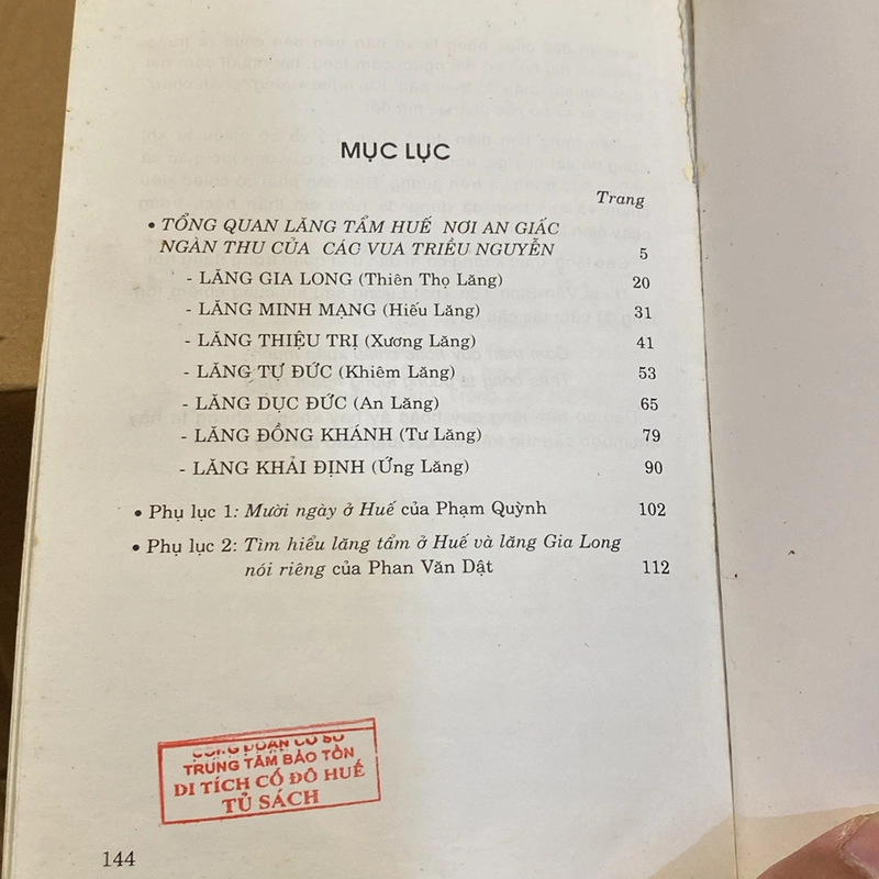 LĂNG TẨM HUẾ - MỘT KỲ QUAN (XB 2008) 520881