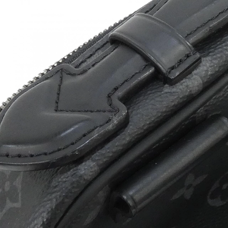 Túi đeo chéo Louis Vuitton Monogram Eclipse M42906 - Hàng hiệu Chính hãng 767264