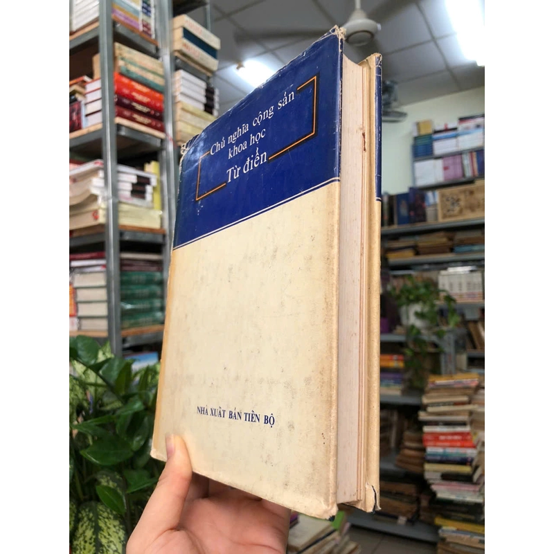 CHỦ NGHĨA CỘNG SẢN KHOA HỌC TỪ ĐIỂN 462947