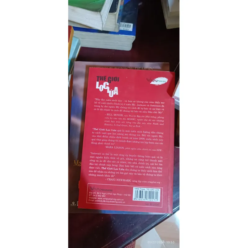 Sách Thế giới lọc lừa 786681