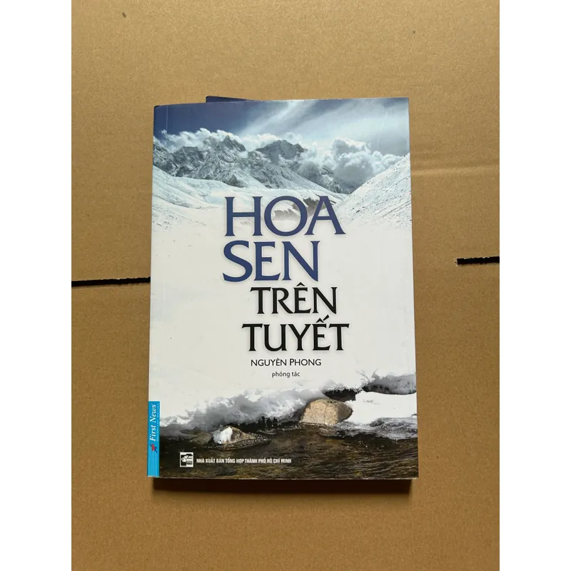 Hoa sen trên tuyết 604877