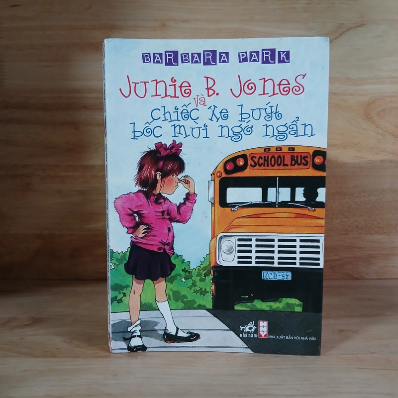 Junie B.Jones Và Chiếc Xe Buýt Bốc Mùi Ngớ Ngẩn - Barbara Park 475566