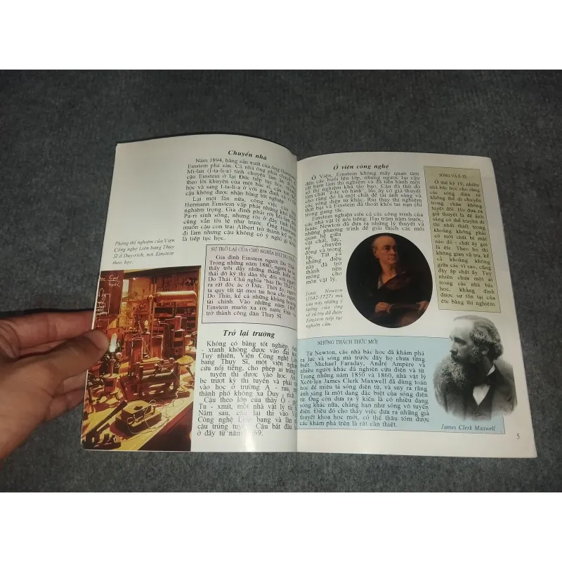 ALBERT EINSTEIN VÀ THUYẾT TƯƠNG ĐỐI 570910