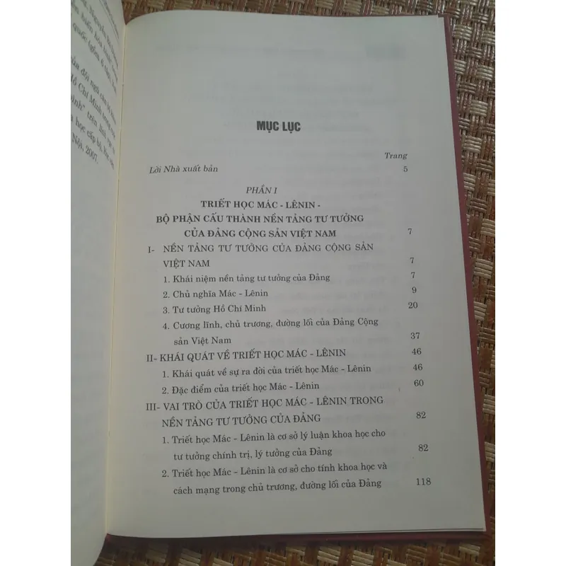 TRIẾT HỌC MÁC LÊNIN TRONG NỀN TẢNG TƯ TƯỞNG CỦA ĐẢNG... 736009