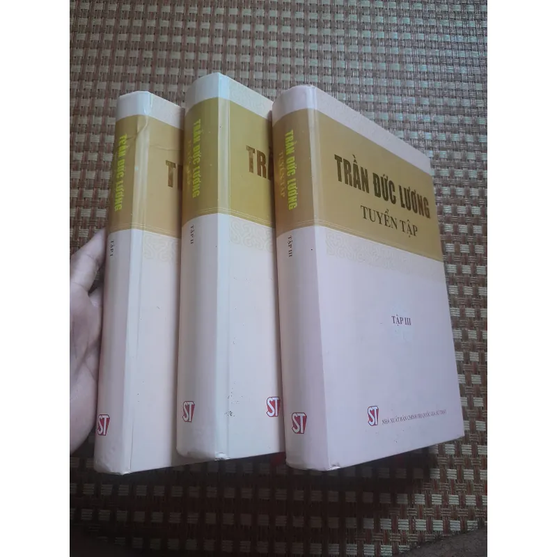 TRẦN ĐỨC LƯƠNG TUYỂN TẬP 778385