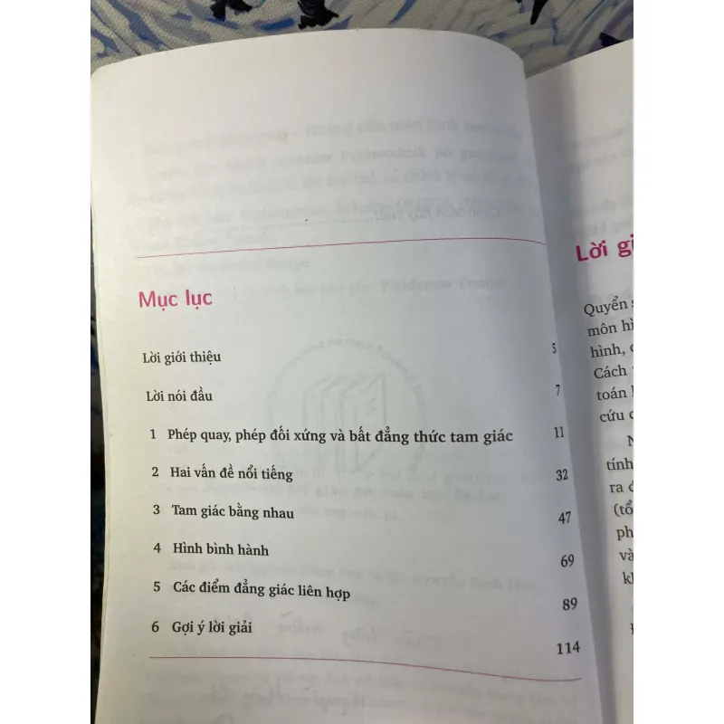 Xung Quanh Phép Quay - Waldemar Pompe 957258