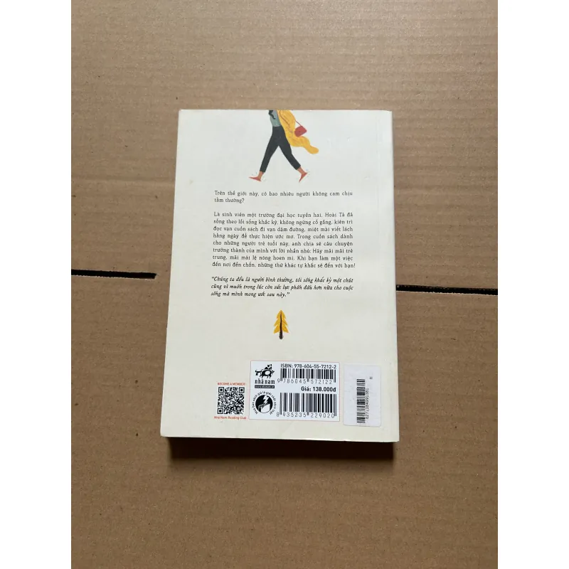 Thanh xuân sống khắc kỷ cả đời không tầm thường 957055