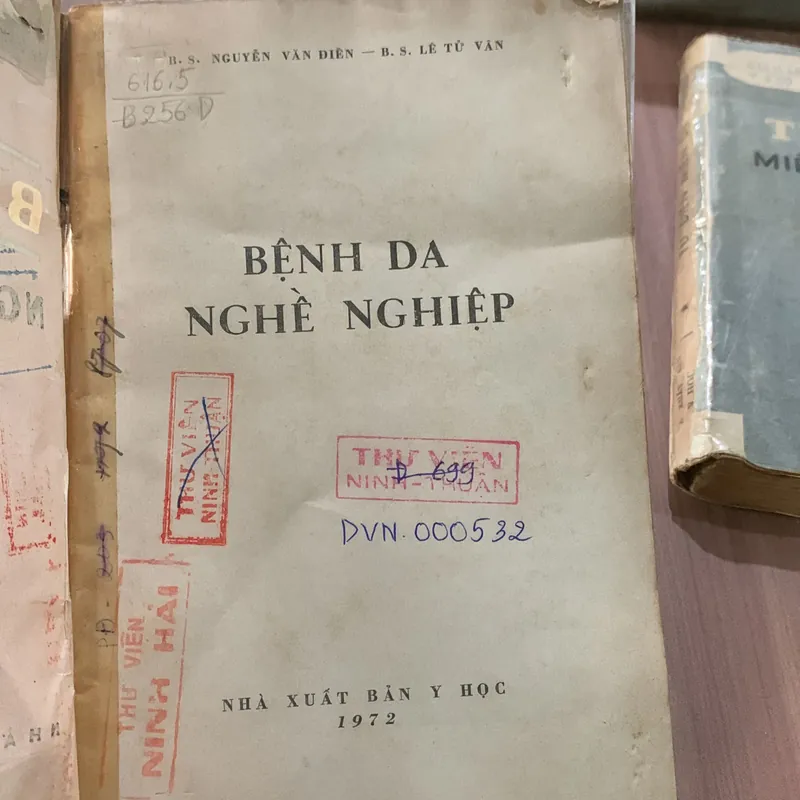 Bệnh da nghề nghiệp 622690