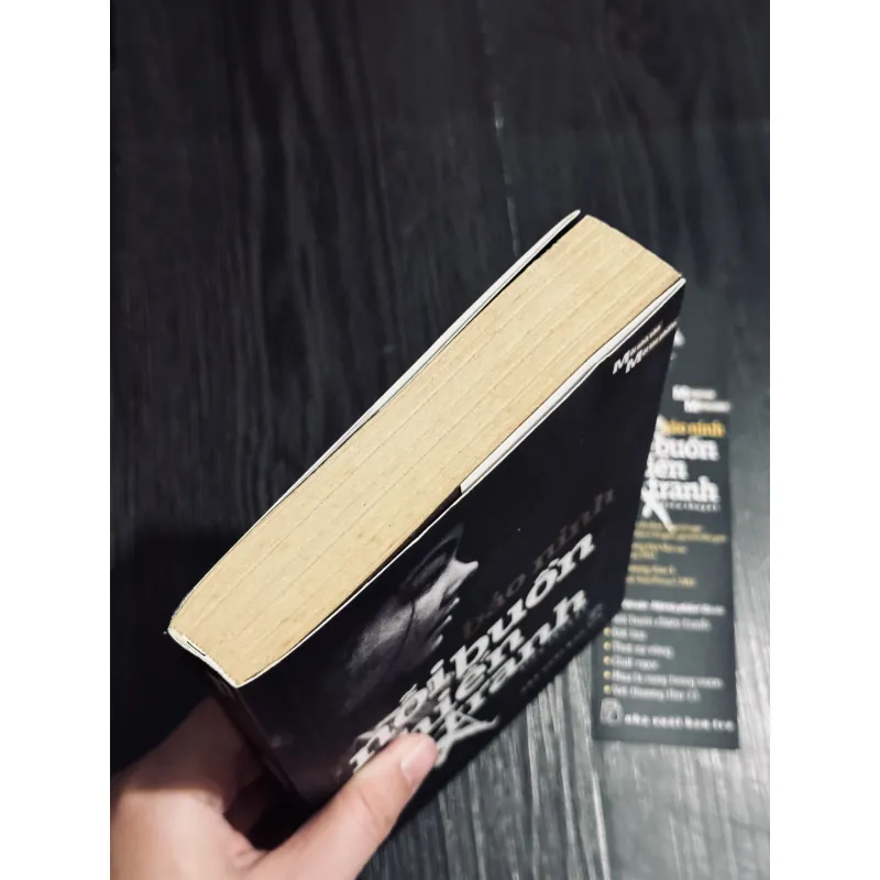 Nỗi buồn chiến tranh 798056