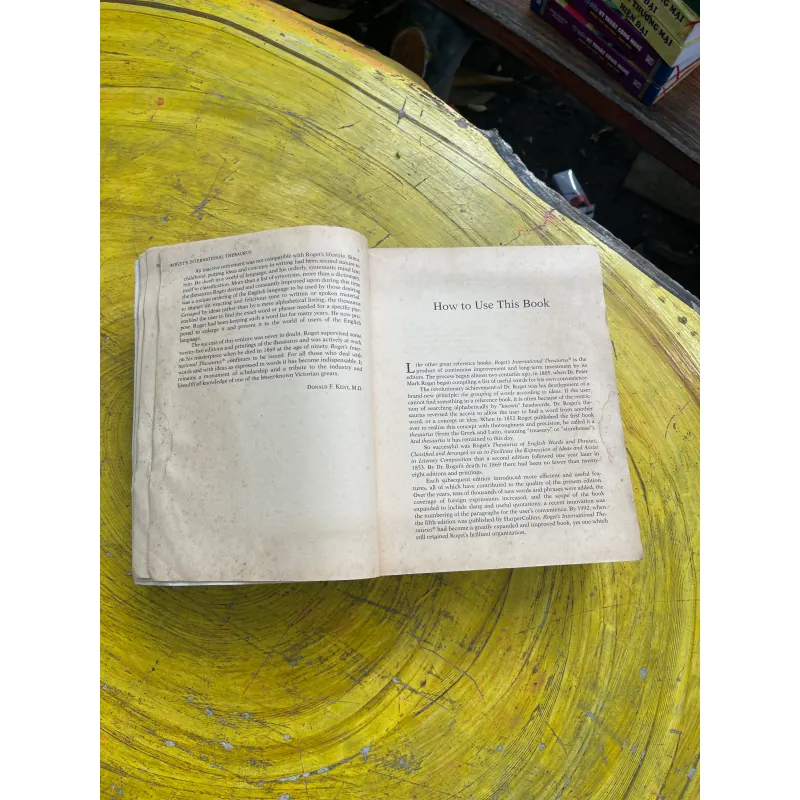 THE ORIGINAL ROGET’S ROGET’S INTERNATIONAL THESAURUS 730981