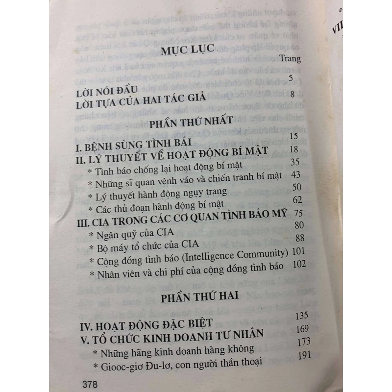 CIA và Bệnh Sùng Bái Tình Báo - Victor Marchetti và John Marks 543686