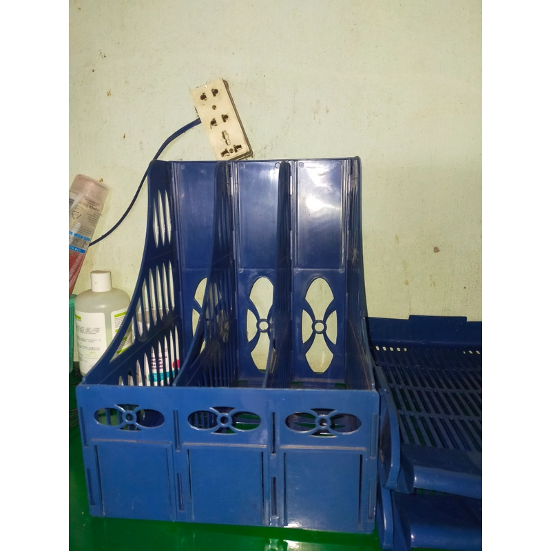 Kệ tài liệu 3 ngăn tháo lắp và khay đựng tài liệu 2 ngăn 493395