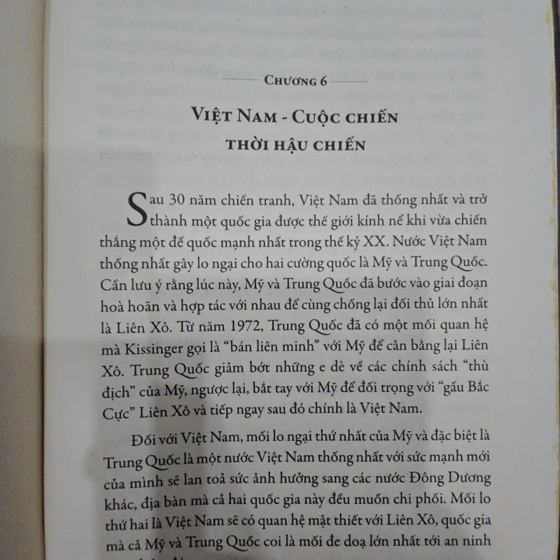 Việt Nam lịch sử và tương lai - Thượng tướng Nguyễn Văn Hưởng 1031511