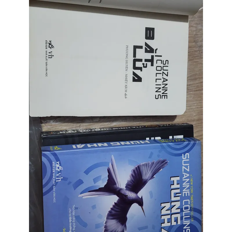 Bộ Đấu trường sinh tử 3c(sách mối gặm 1chút góc,nội dung đọc tốt 99%)-tặng Ông già&biển cả 791453