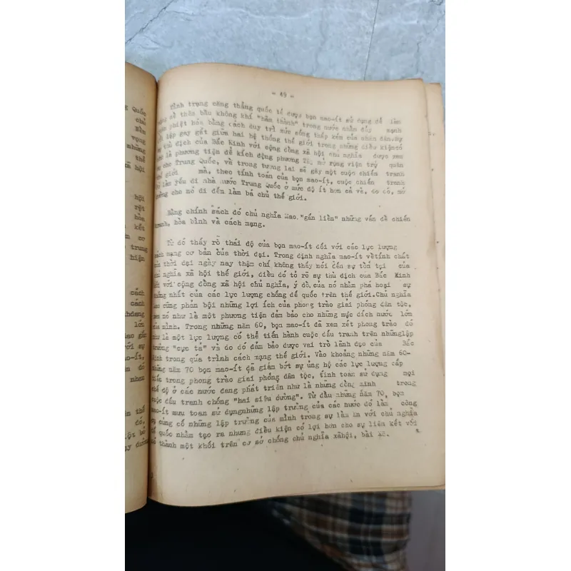 PHÊ PHÁN HỆ TƯ TƯỞNG VÀ THỰC TIỄN CỦA CHỦ NGHĨA MAO - LÊ MẠNH CHIẾN 739154