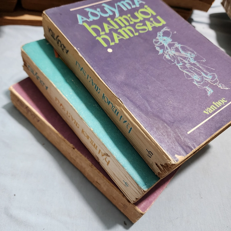 Hai mươi năm sau | A Dumas | 3 tập  478602