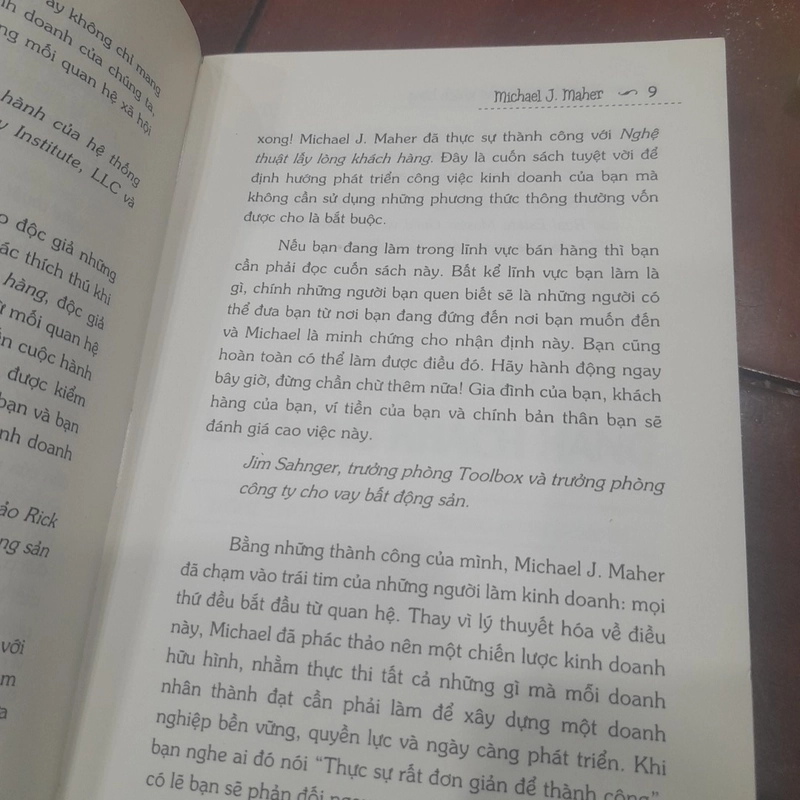 Michael J. Maher - NGHỆ THUẬT LẤY LÒNG KHÁCH HÀNG 379437