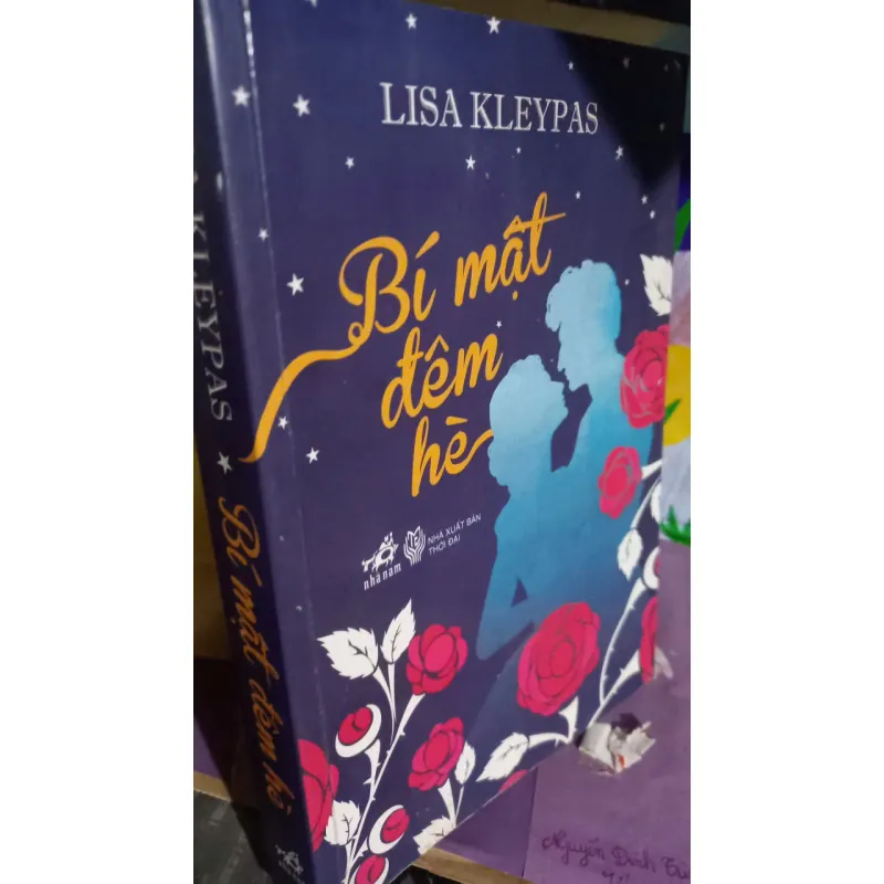 bí mật đêm hè 1006929