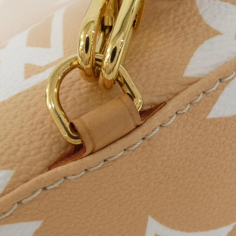 Ba lô Tiny By The Pool M45764 của Louis Vuitton 611263