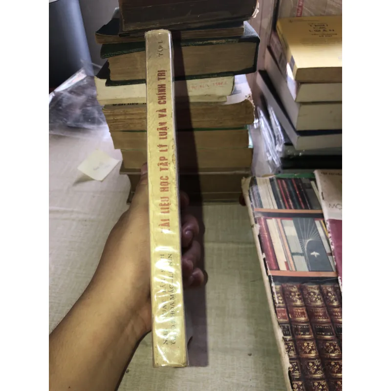 Tài liệu học tập lý luận và chính trị 973101