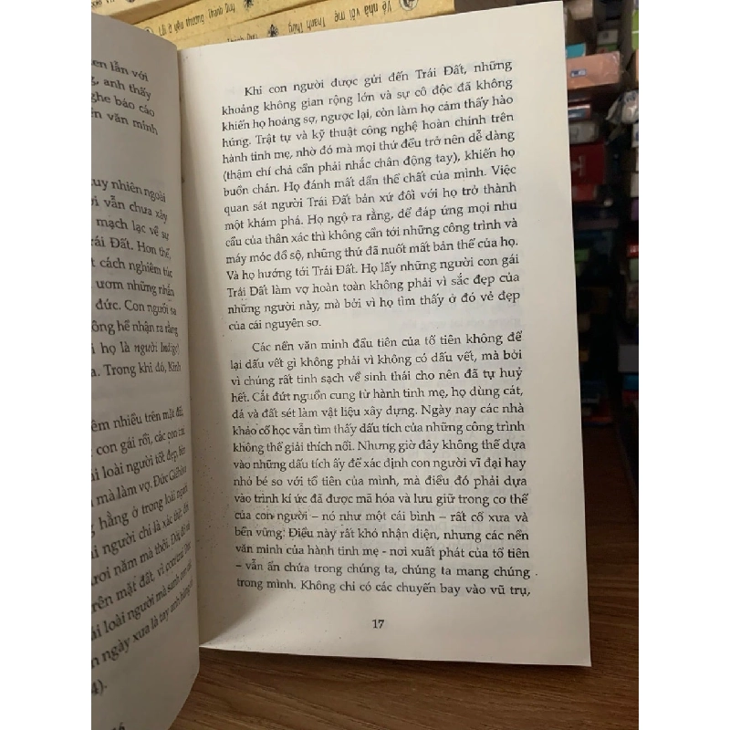 Cứu tinh vũ trụ -Victor Slipentruc 787710