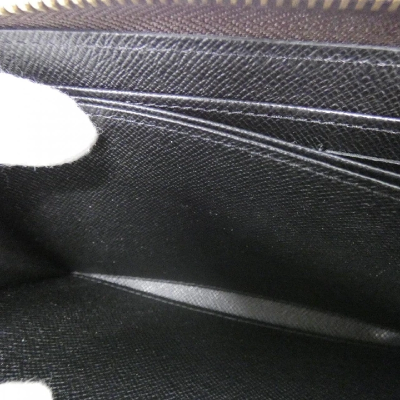 Ví Zippy Monogram Reverse Louis Vuitton M82444 620425