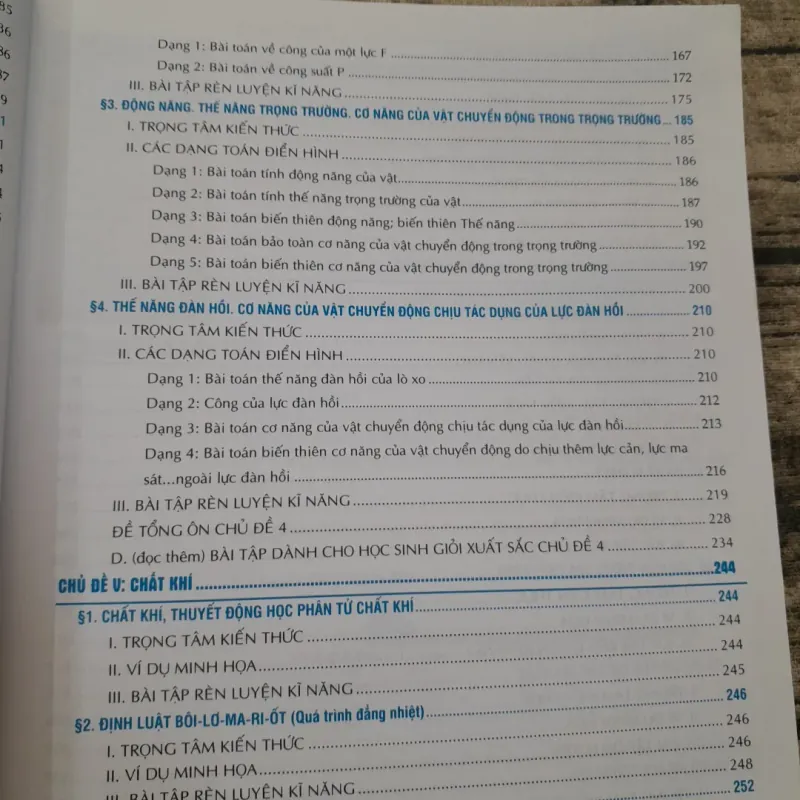 CÔNG PHÁ VẬT LÝ tập 1-Lớp 10. Chủ biên Bùi Khương Duy. Bản in 2018 609004