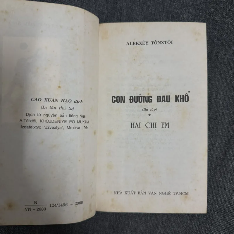 Sách Con đường đau khổ - Aleksey Tolstoy 748306