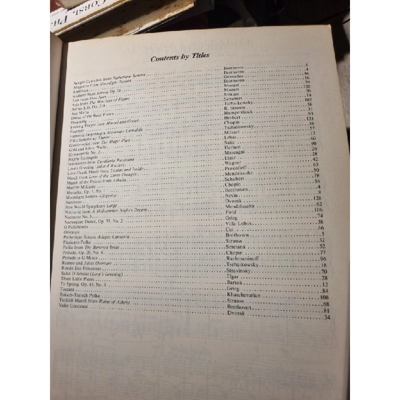 World Famous Piano Classics 331908