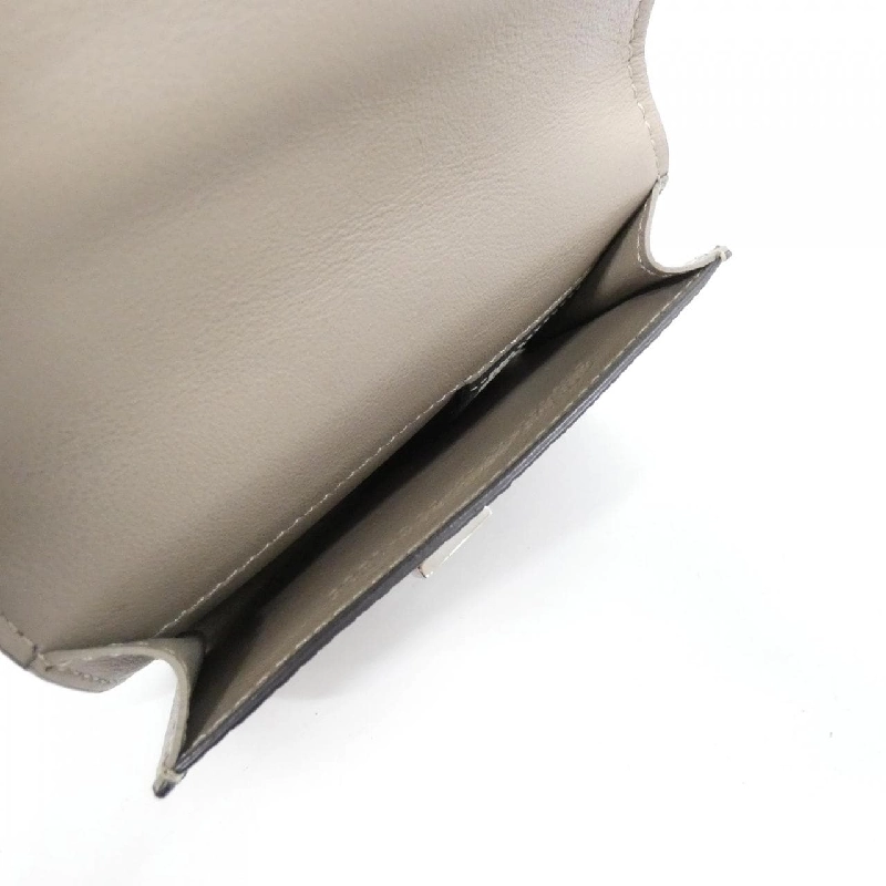 Fendi SELLERIA Peekaboo 8M0425 A91B ví đựng thẻ 623593