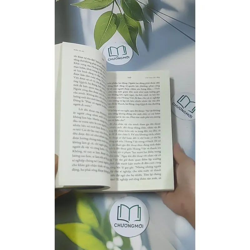 Chân dung cuộc sống - Những tác phẩm được giải tạp chí nhà văn & cuộc sống 688586