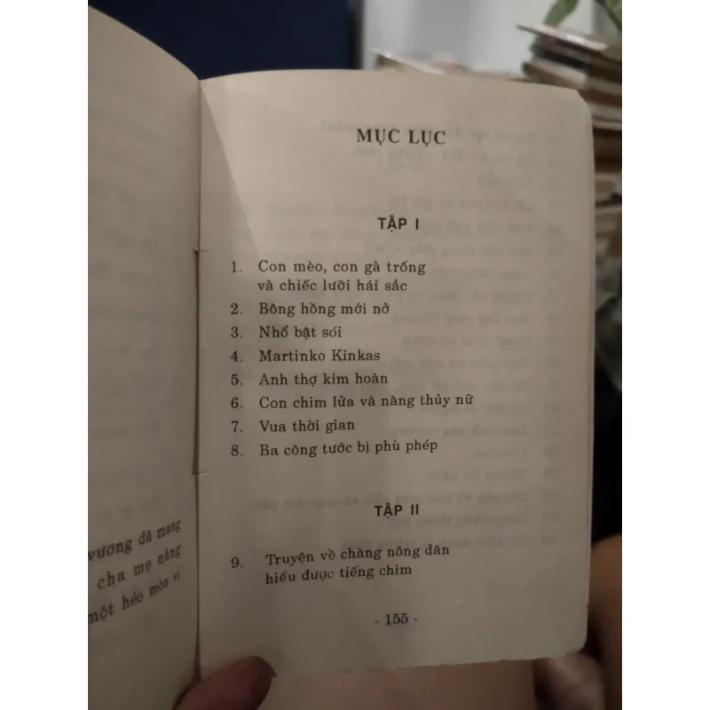 sách: TRUYỆN CỔ TÍCH BẰNG VÀNG.
Nhà xuất bản: Nhà xuất bản Văn học. 1025377