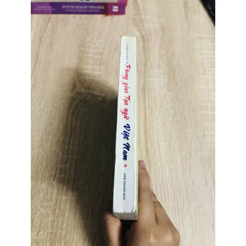 PHONG GIAO TỤC NGỮ VIỆT NAM  1006287