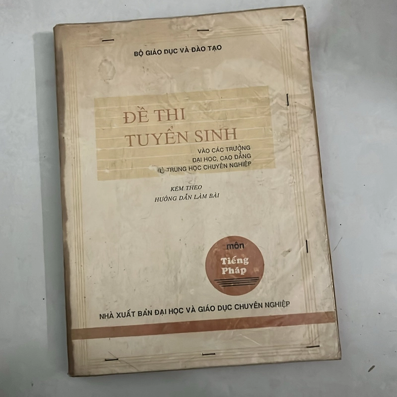 Đề thi tuyển sinh Tiếng Pháp — 1991s 498684
