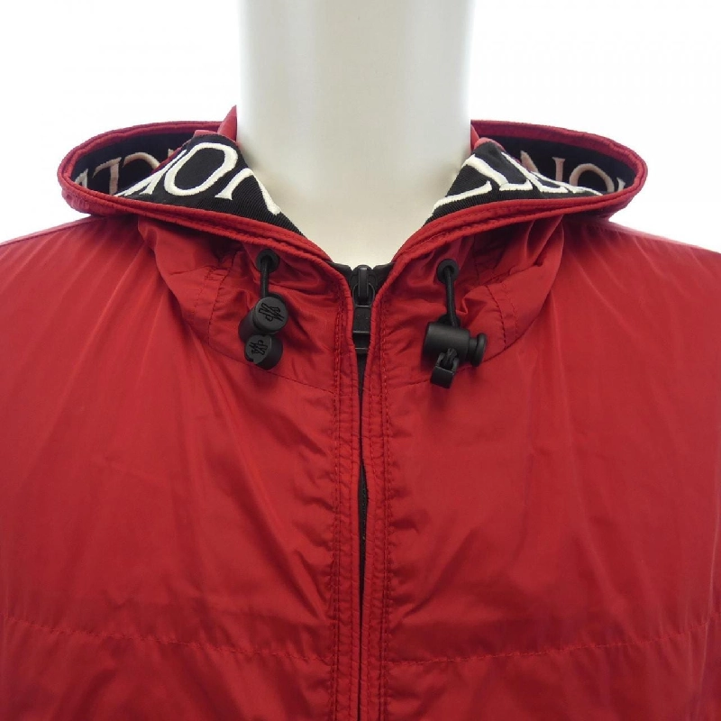 Áo khoác MONCLER - Hàng hiệu Authentic 895977