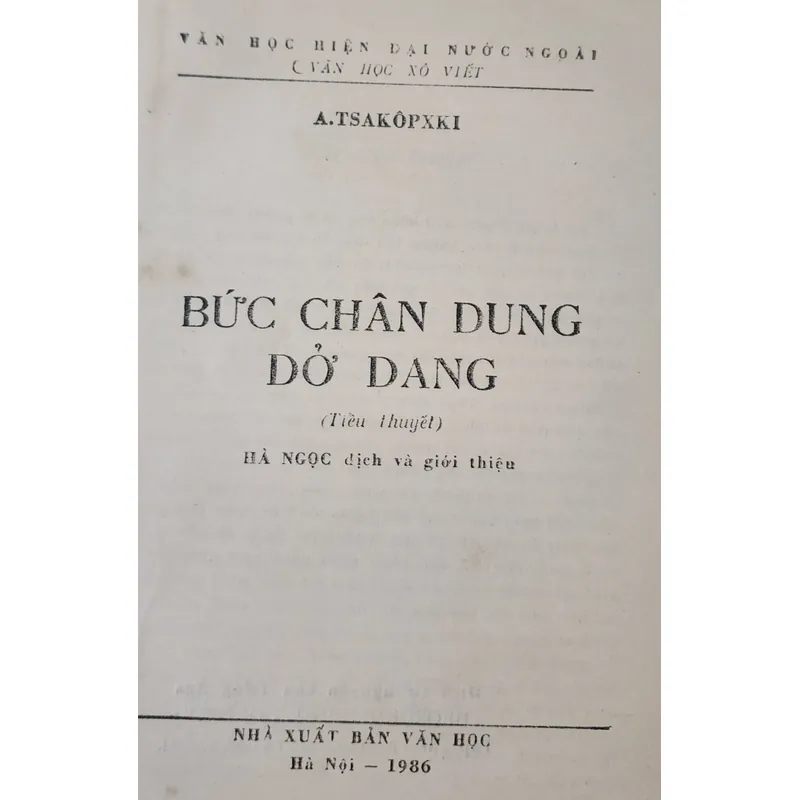 BỨC CHÂN DUNG DỞ DANG - A. Tsakopxki 707602