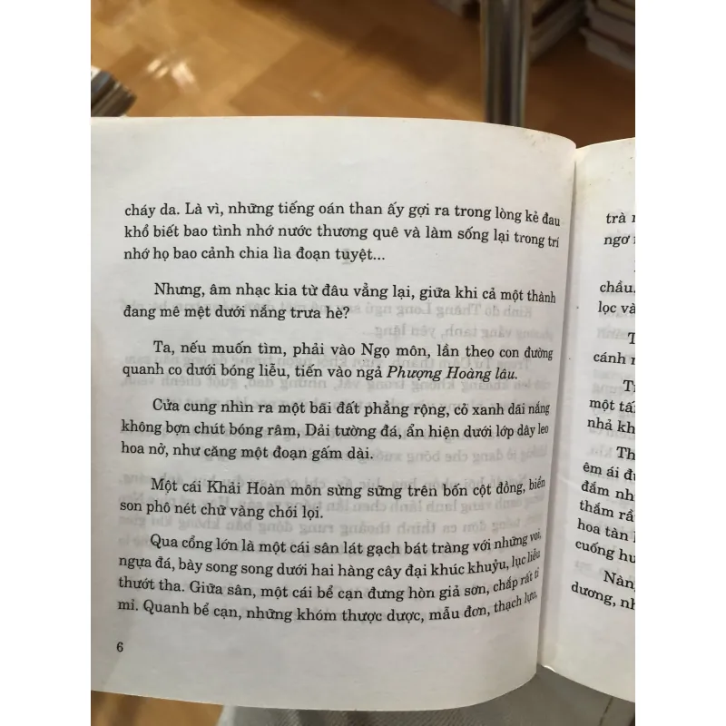 Chiếc ngai vàng-Lan Khai  971879