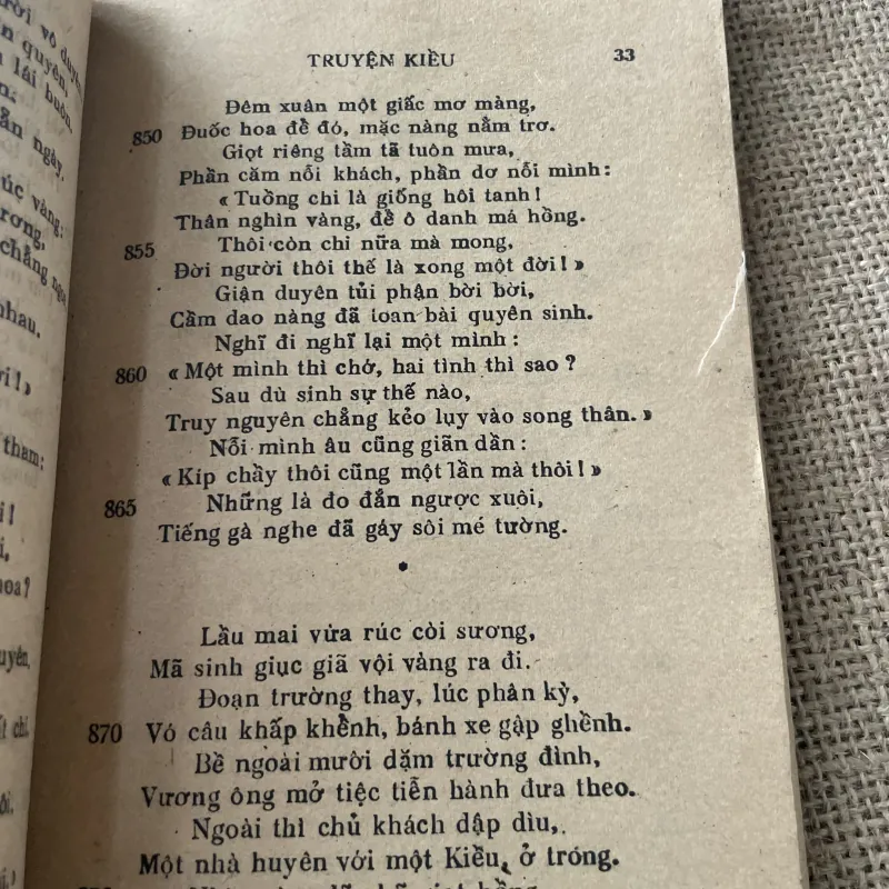 Truyện Kiều Nguyễn du xuất bản 1982 796451