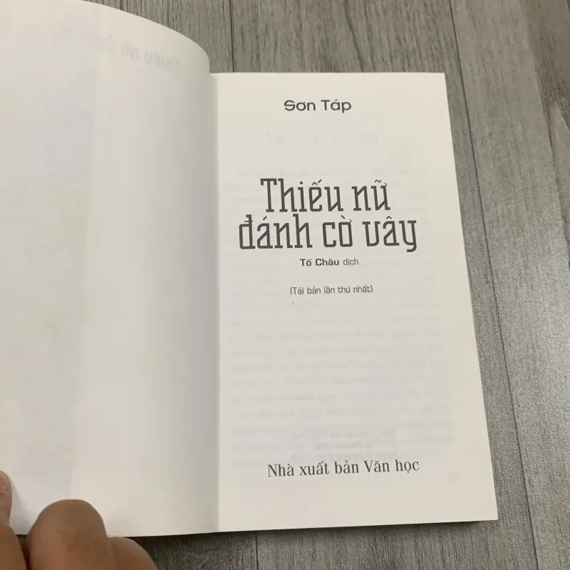 Thiếu nữ đánh cờ vây - sơn táp. 1b4 989541