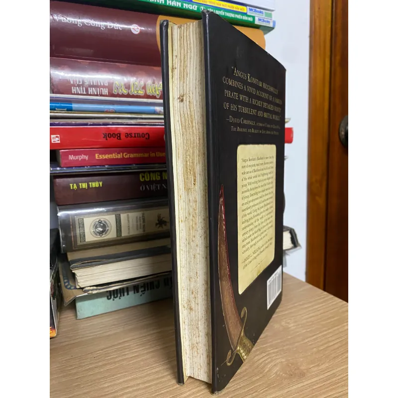 Sách cũ: Blackbeard - Angus Konstam 971609