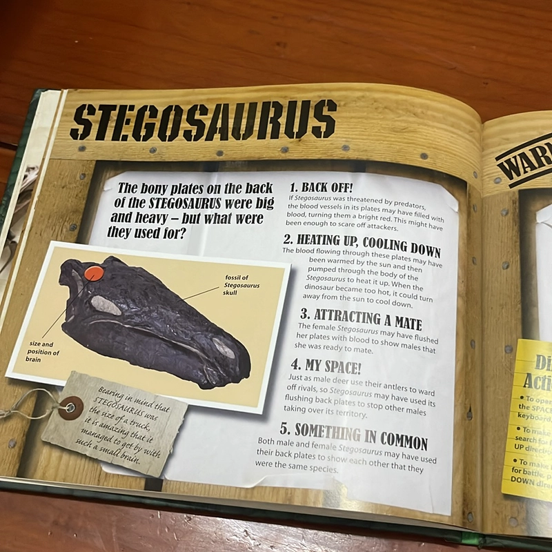 PICTURE BOOK Dinasaurs alive! 536432