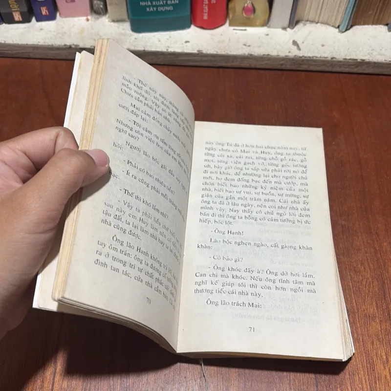 II Tiểu Thuyết: Nửa Chừng Xuân - Khái Hưng - 1998 789360