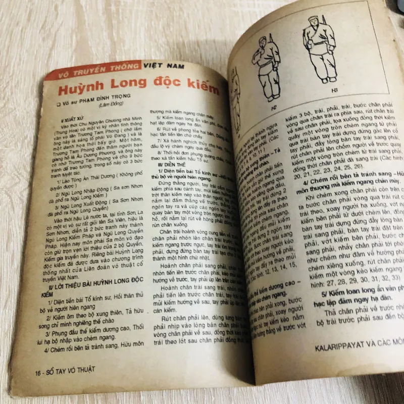 SỔ TAY VÕ THUẬT KALARIPPAYAT & CÁC MÔN VÕ KỲ BÍ 1010893
