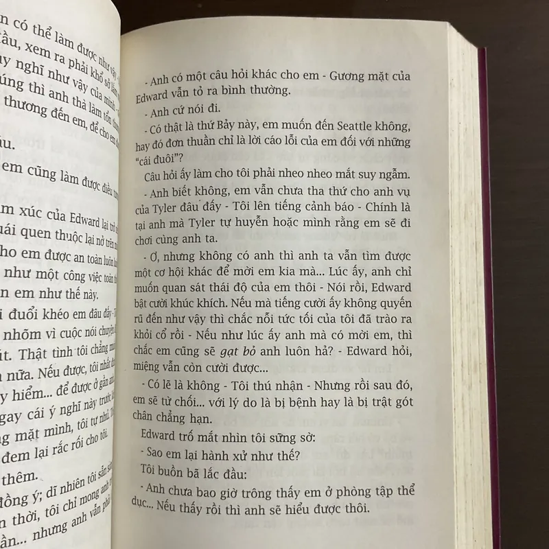 [KỲ ẢO] Chạng vạng - Stephanie Meyer 721097