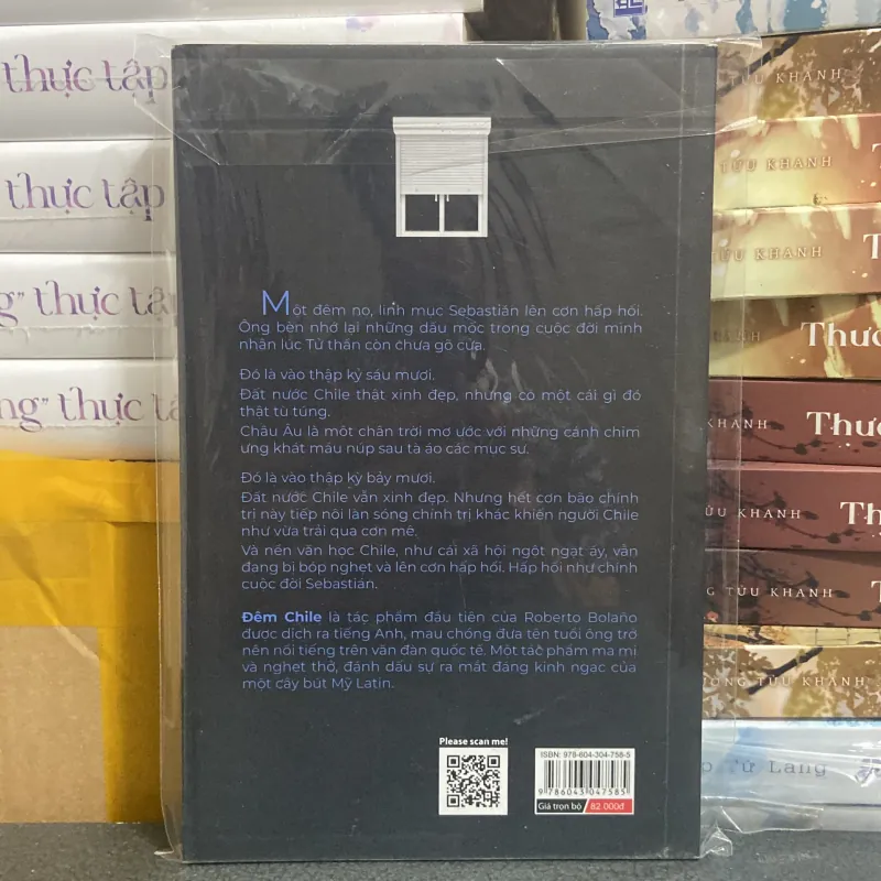 (Văn học) - Đêm Chile - Roberto Bolano 976480