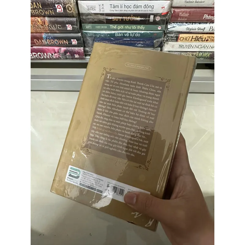 Kính Sợ và Run Rẩy - Søren Kierkegaard (Bìa cứng) 563974