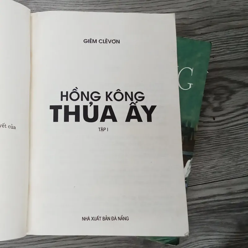 Hồng Kông Thuở Ấy - Giêm Clêvơn 1020147