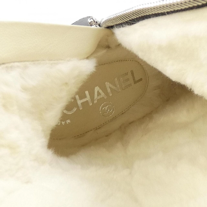 Giày bốt dài CHANEL 663597