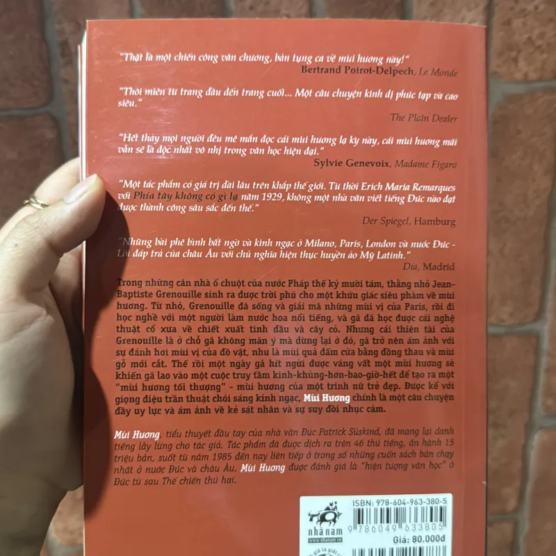 Sách kinh dị mùi hương 1021201